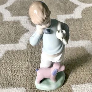 Retired NAO by Lladro Figurine 1044 "Hello Mommy" Adorable Little Boy with Phone